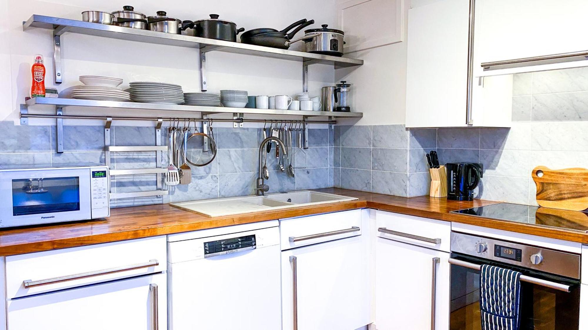 2 Bed Shoreditch Home With Parking London Exterior photo