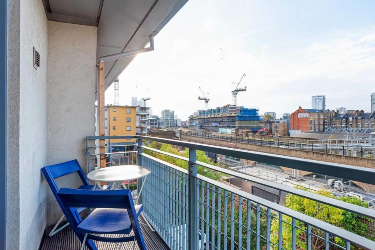 2 Bed Shoreditch Home With Parking London Exterior photo